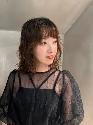 ミディアム パーマ yuki / 岡崎ハイトーンカラーのヘアスタイル