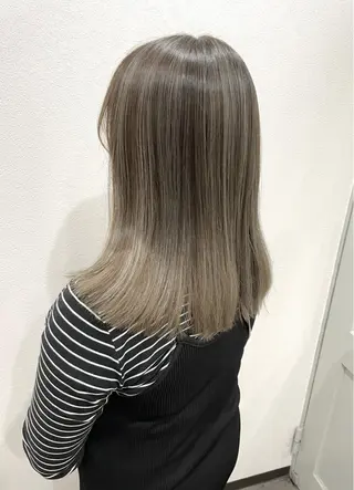 セミロング カラー 2nd所属・🤍2nd🤍田所 美希のヘアスタイル