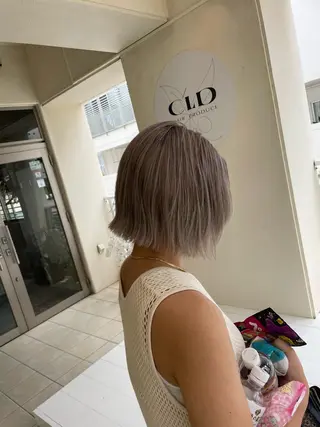 ショート andKおもろまち店 艶ダブルカラー✨のヘアスタイル