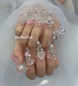 セミロング momo 長さだしのネイルデザイン