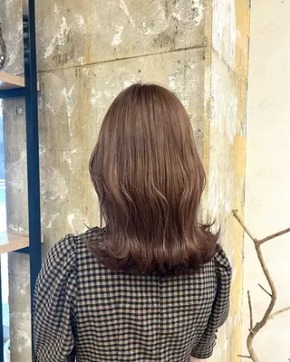 ミディアム カラー 寒色 ♡ レイヤー ┊︎miyuのヘアスタイル