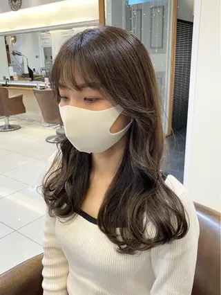 ロング カラー Neolive 千尋のヘアスタイル