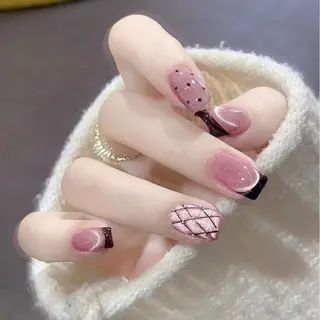 ネイル Queen Nail 柏店　クイーンネイルのネイルデザイン