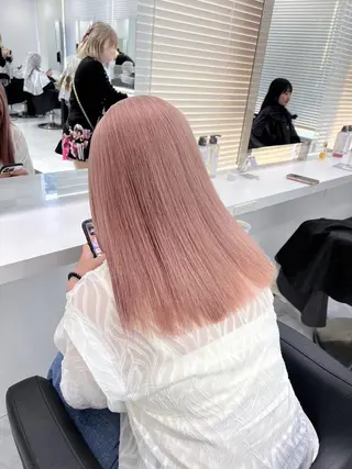 カラー 曲がる縮毛矯正✨️ パーマ🌀 晃哉‎のヘアスタイル