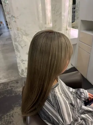 カラー パシフィック・ダズール所属・木村 太偉至のヘアスタイル