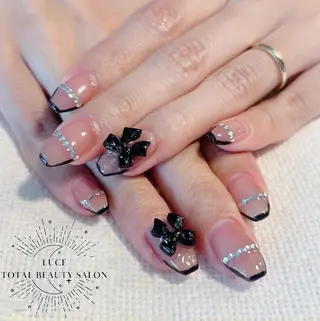 ネイル LUCE 伊藤 光梨のネイルデザイン