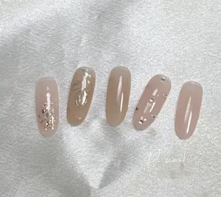 ネイル 太田 汐音のネイルデザイン