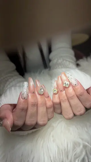 ネイル かおり 奏のネイルデザイン