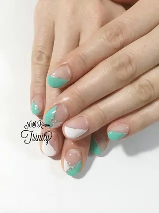 ネイル Trinity staffのネイルデザイン