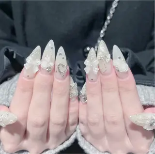 ネイル Hina 池袋 長だしチップ専門店のネイルデザイン