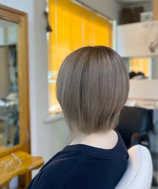 ミディアム カラー CRADLE Takeuchiのヘアスタイル