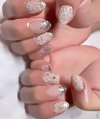 ネイル 菅野 愛花のネイルデザイン