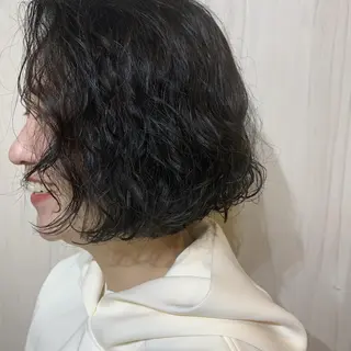 ショート パーマ カラー 嶋村夏実🌼レイヤー 🌸白髪ぼかしのヘアスタイル