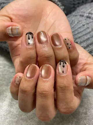 ネイル Mus’Fam 入谷玲生奈のネイルデザイン