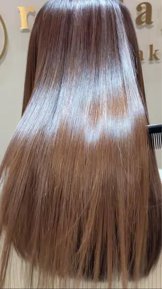 セミロング カラー ヘアアレンジ キッズ 横浜関内髪質改善 re:Magoのヘアスタイル