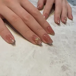 ネイル private salon magique所属・Rina🫧 大阪/福島のネイルデザイン