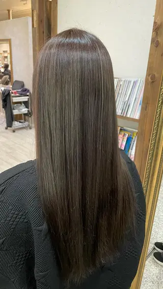 カラー sol yumeのヘアスタイル