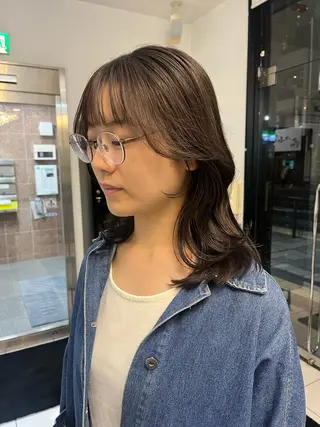 セミロング カラー channel所属・Natsumi ❤︎のヘアスタイル