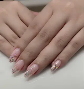 ネイル KARI ネイルサロンのネイルデザイン