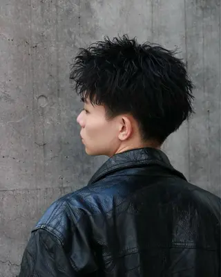 カラー パーマ メンズ RACCOON.TOKYO 渋谷店所属・メンズカット🐺 パーマ特化🔥舜のヘアスタイル