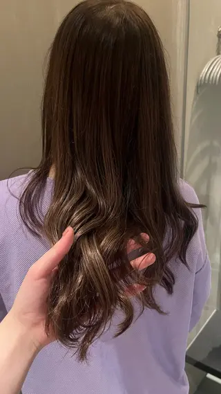 ロング カラー 中野 沙季子のヘアスタイル