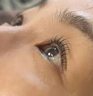 マツエク・マツパ ふる〜る所属・鈴木 彩加のマツエク・マツパデザイン