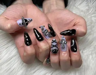 ネイル SOARE🤍 🤍のネイルデザイン