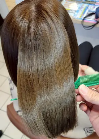 ミディアム 田中 美沙のヘアスタイル