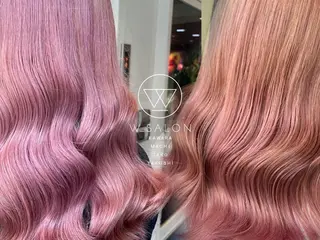 セミロング W_SALON ［触れたくなる艶髪］のヘアスタイル