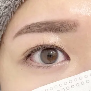 アイブロウ 畠山 瑠花のマツエク・マツパデザイン