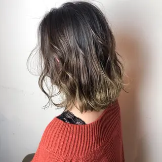 ミディアム カラー 髪質改善、エクステ 山口卓哉のヘアスタイル