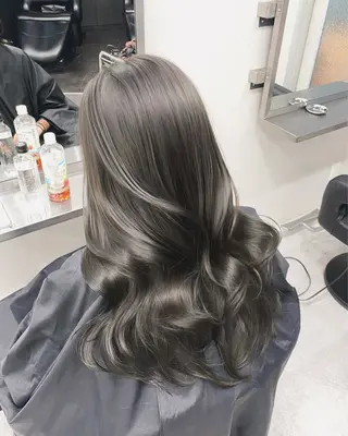 ミディアム カラー ヘアアレンジ 赤み消し🫧韓国ヘア 🫧藤岡誠也のヘアスタイル