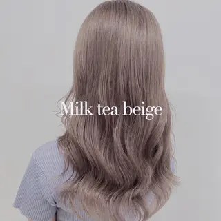 ミディアム カラー パーマ ヘアアレンジ マツエク・マツパ 韓国レイヤー🕊️ 柔らかベージュ🧸のヘアスタイル