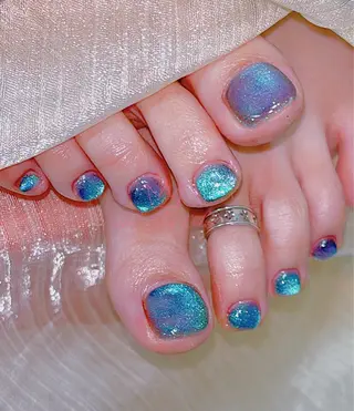 ネイル ネイルサロンエクラ 🫧Shizukaのネイルデザイン