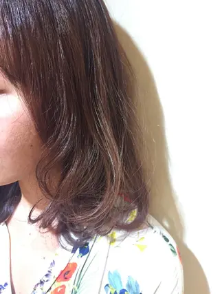 セミロング カラー 加藤 綾華のヘアスタイル