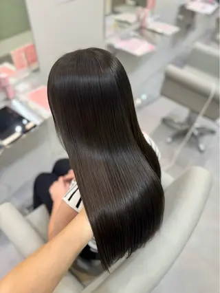 カラー amane໒꒱うる艶 ブリーチ透明感カラーのヘアスタイル