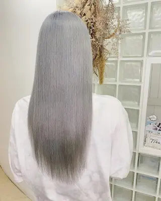 ロング カラー Tina所属・「Tina」一木 智之のヘアスタイル