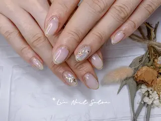 ショート カラー ネイル Lea NAILsalon所属・Le’a NailSalonのネイルデザイン