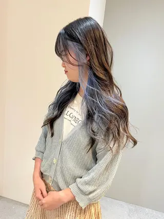 ロング カラー Via officialのヘアスタイル