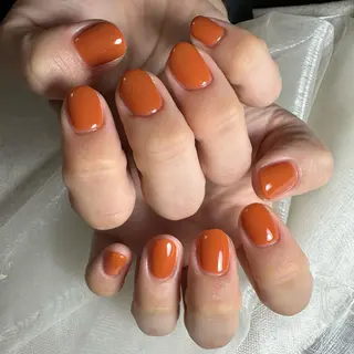 ネイル repos~ルポ~所属・里見 麗のネイルデザイン