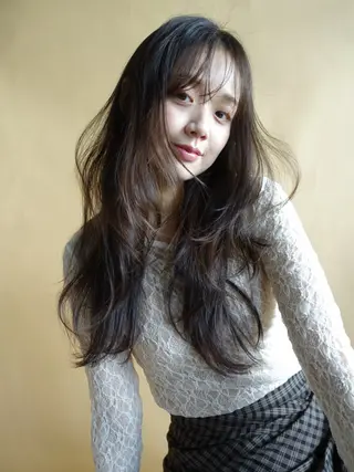 ロング 透明感🎀LOREN エリコ🌈のヘアスタイル