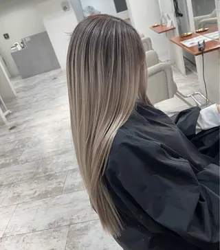 ロング カラー ROBIN所属・指名数No.1 /NAOYAのヘアスタイル