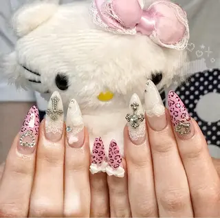 ネイル Lina nail所属・Luna 池袋のネイルデザイン