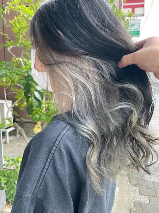 セミロング ブリーチ毛矯正.髪質 改善.髪にドラマをのヘアスタイル