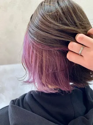 ショート カラー 加藤（旧姓　今竹） 遥花のヘアスタイル