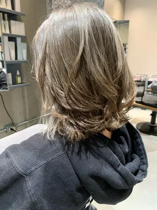 ミディアム ROCAReTA  FOR HAIR 河原町三条店所属・あべ ゆうかのヘアスタイル