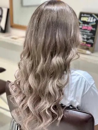 ロング カラー ヘアアレンジ Device ディバイスのヘアスタイル