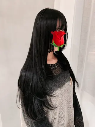 ロング カラー 幡野 葵のヘアスタイル