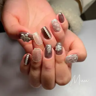 ミディアム ネイル マツエク・マツパ apopi's所属・apopis＊ close23:00のネイルデザイン