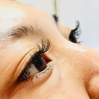 マツエク・マツパ Genesis Plus大津京店のエステ・リラクイメージ